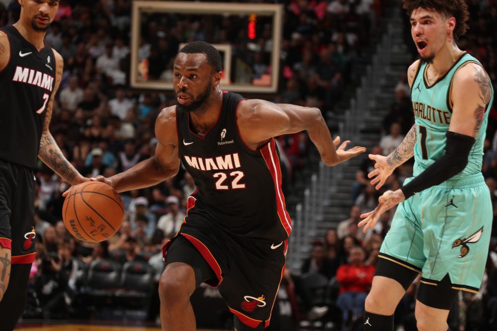 这次的泼漆 这次的泼漆