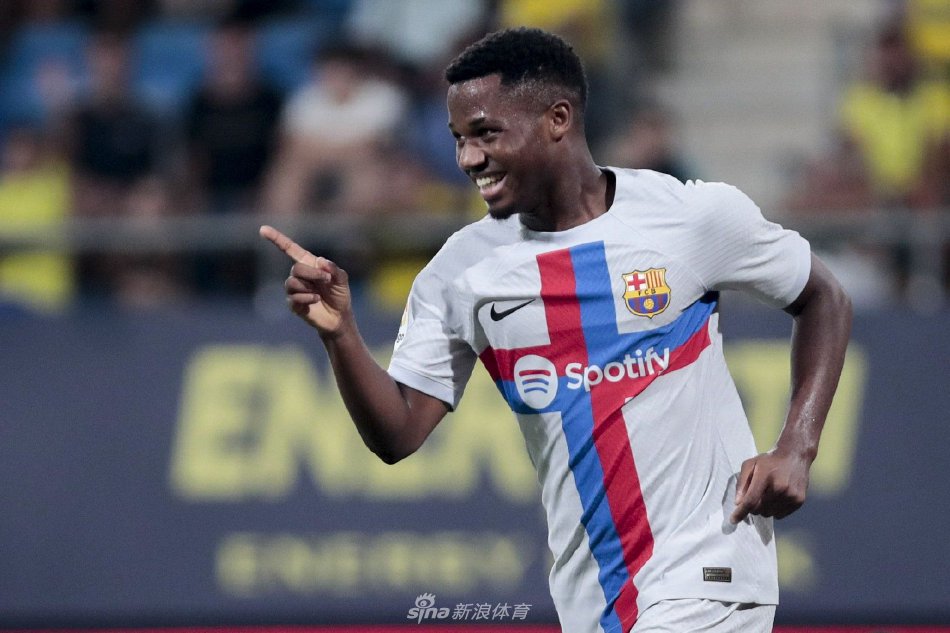 也向其他队 也向其他队